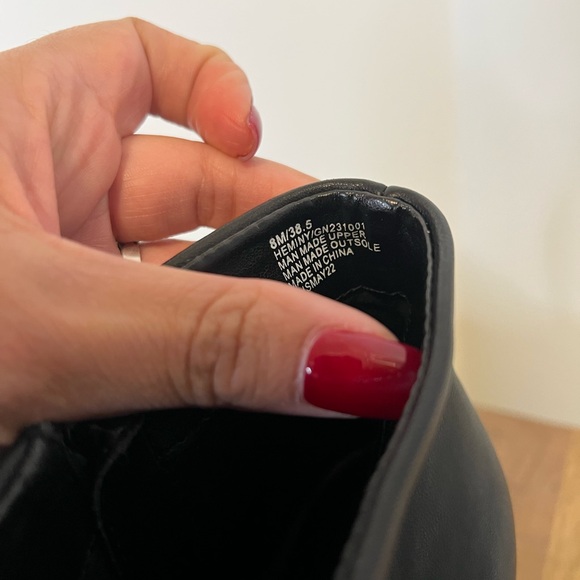 BCBGeneration Black ankle heel boots - Picture 6 of 7